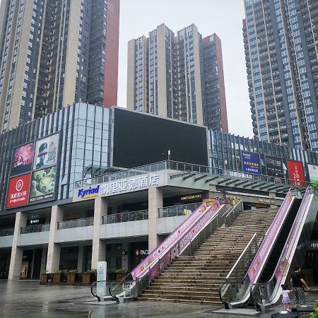 凯里亚德深圳麟恒广场六约地铁站店酒店 外观 照片